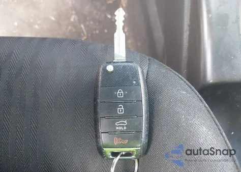 2016 Kia Forte Lx из США, поврежденный, VIN KNAFK4A66G5621316